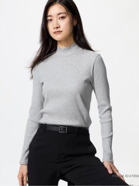 Uniqlo Black Ribbed High-Neck Long Sleeve Top